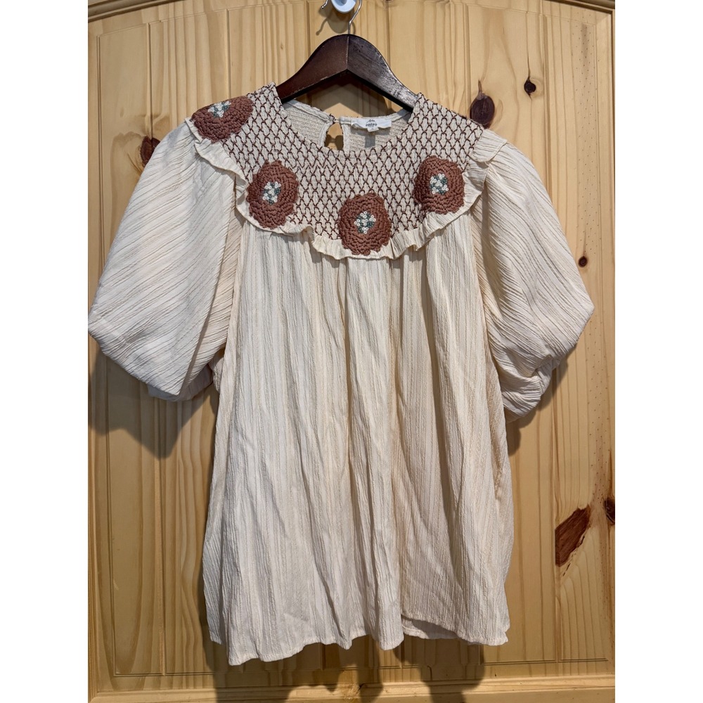 Entro Cream Smocked Floral Embroidered Puff Sleeve Blouse Top T23844 Small